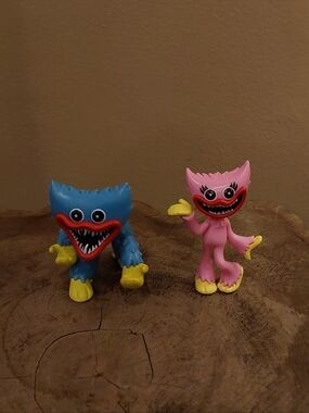 Poppy Playtime Action Figures With Huggy Wuggy And Kissy Missy
